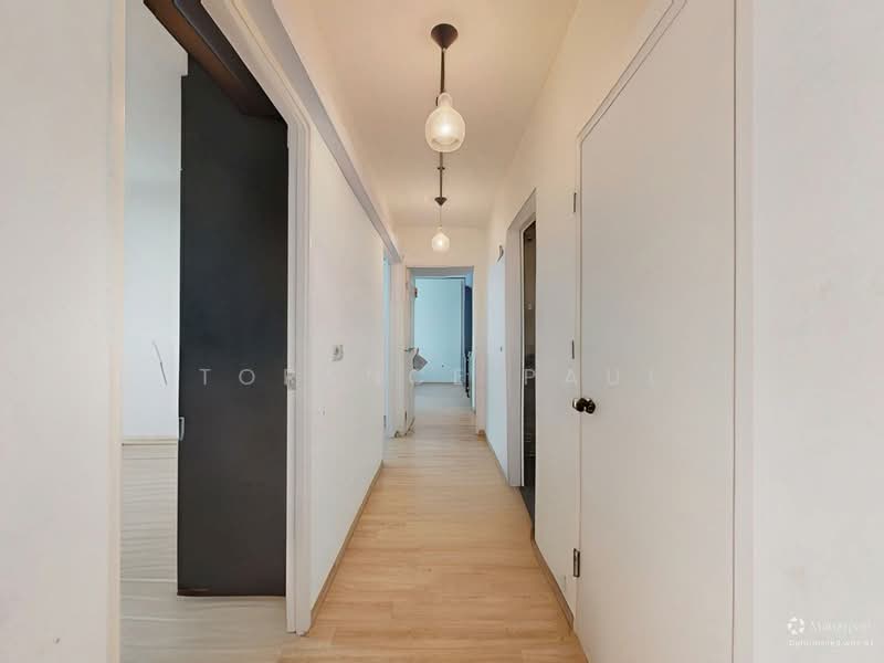 440A Fernvale Link, 440A Fernvale Link, 3 Bedrooms, 1,216 sqft, HDB Flat For Sale, by Torance Paul, 500109890 - Corridor - PropertyGuru.com.sg