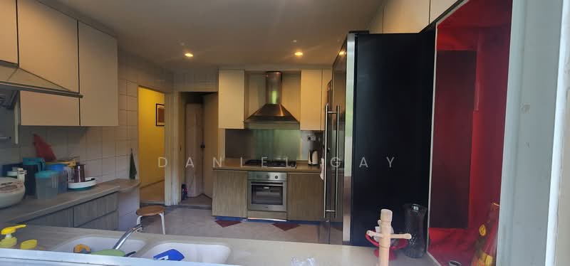 Seletar Garden, , 4 Bedrooms, 3,100 sqft, Corner Terrace For Sale, by Daniel Gay, 500109899 - Bright & well ventilated Kitchen - PropertyGuru.com.sg