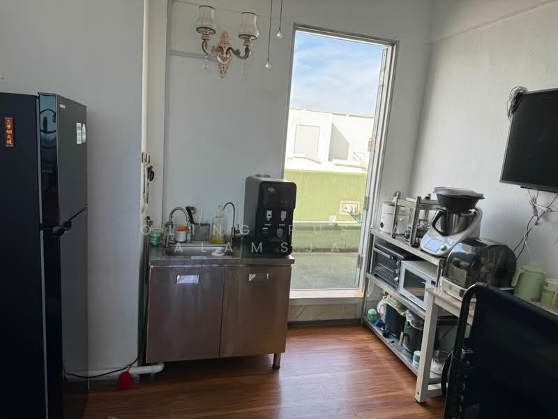 Grandeur 8, 16 Ang Mo Kio Central 3, 5 Bedrooms, 2,207 sqft, Condominium For Sale, by Oling Puspa Alamsjah, 500109902 - Kitchen - PropertyGuru.com.sg