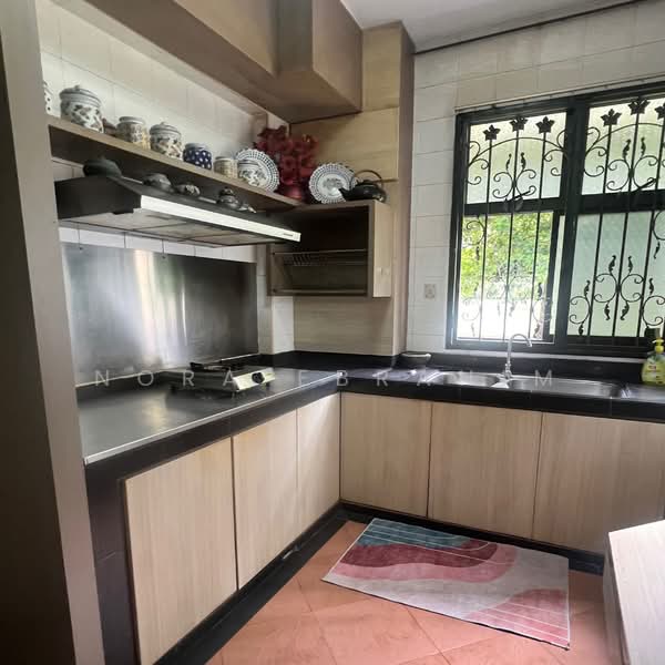 660A Jurong West Street 64, 660A Jurong West Street 64, 3 Bedrooms, 979 sqft, HDB Flat For Sale, by Nora Ebrahim, 500109912 - Kitchen - PropertyGuru.com.sg