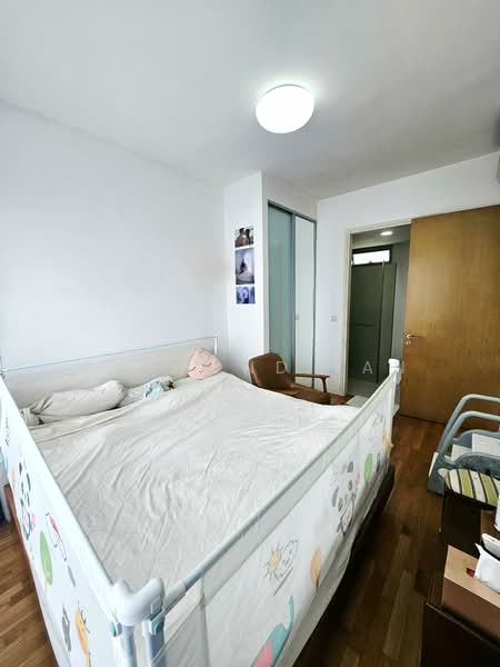 Skies Miltonia, 31 Miltonia Close, 2 Bedrooms, 711 sqft, Condominium For Sale, by Raymond Tan, 500109914 - Bedroom - PropertyGuru.com.sg