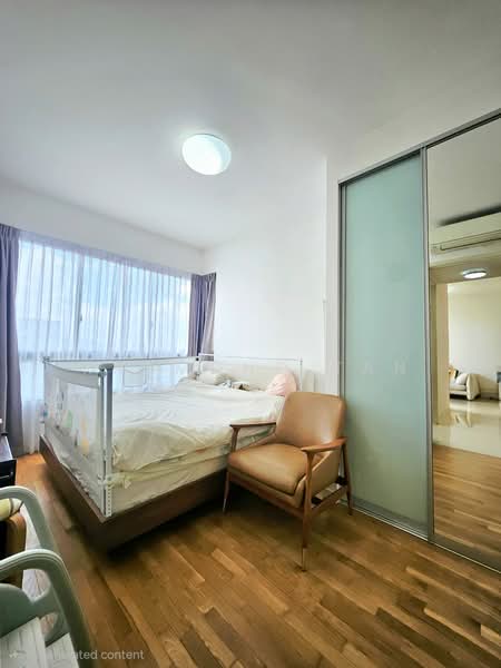 Skies Miltonia, 31 Miltonia Close, 2 Bedrooms, 711 sqft, Condominium For Sale, by Raymond Tan, 500109914 - Bedroom - PropertyGuru.com.sg