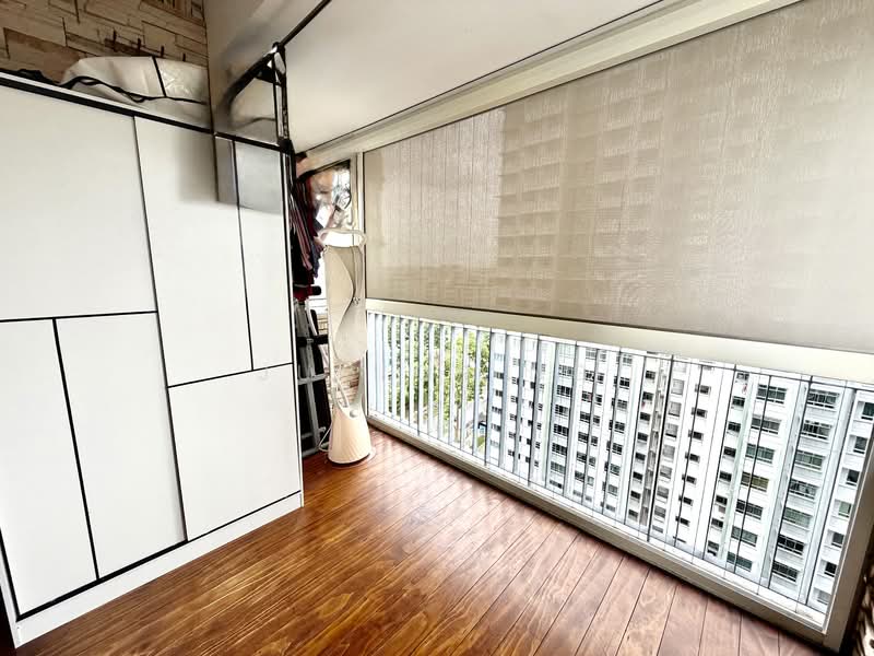 588D Ang Mo Kio Street 52, 588D Ang Mo Kio Street 52, 3 Bedrooms, 1,205 sqft, HDB Flat For Sale, by Junior Ng, 500109916 - Balcony - PropertyGuru.com.sg