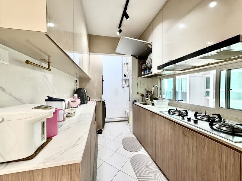 588D Ang Mo Kio Street 52, 588D Ang Mo Kio Street 52, 3 Bedrooms, 1,205 sqft, HDB Flat For Sale, by Junior Ng, 500109916 - Kitchen - PropertyGuru.com.sg
