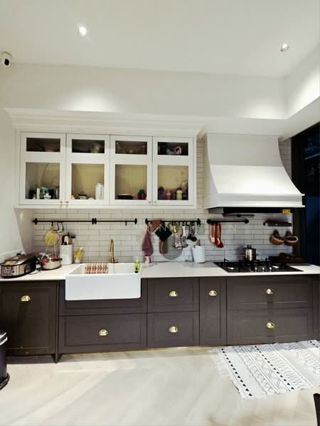 Hillcrest Villa, 19T Hillcrest Road, 5 Bedrooms, 2,896 sqft, Cluster House For Sale, by Shawn Lin 林子超, 500109919 - Kitchen - PropertyGuru.com.sg