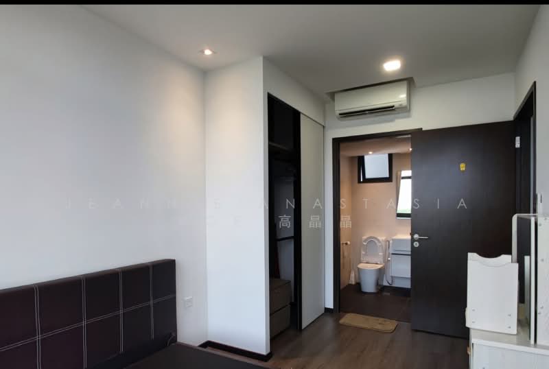 Symphony Suites, 1 Yishun Close, 2 Bedrooms, 689 sqft, Condominium For Sale, by Jeannie Anastasia Koe 高晶晶, 500109932 - Bedroom - PropertyGuru.com.sg