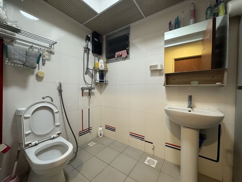 233C Sumang Lane, 233C Sumang Lane, 3 Bedrooms, 1,001 sqft, HDB Flat For Sale, by Andrew Teo T W, 500109935 - Bathroom - PropertyGuru.com.sg