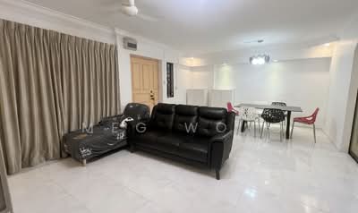 For Sale - 751 Woodlands Circle