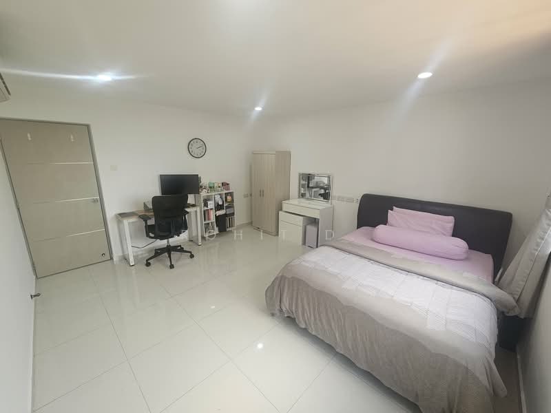 Windy Heights, 82 Jalan Daud, 4 Bedrooms, 2,476 sqft, Condominium For Rent, by Rohit D., 500109942 - Bedroom 3 - PropertyGuru.com.sg
