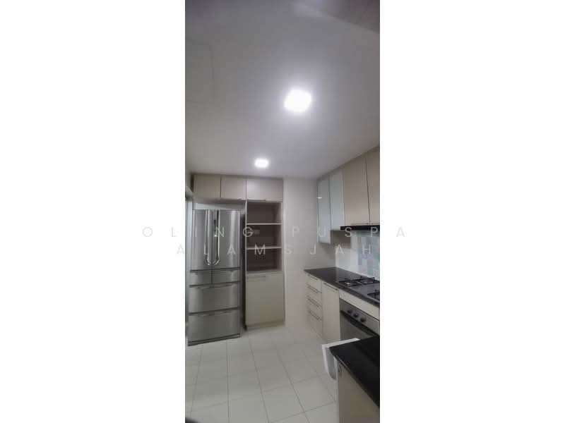Grandeur 8, 10 Ang Mo Kio Central 3, 3 Bedrooms, 1,195 sqft, Condominium For Sale, by Oling Puspa Alamsjah, 500109946 - Kitchen - PropertyGuru.com.sg