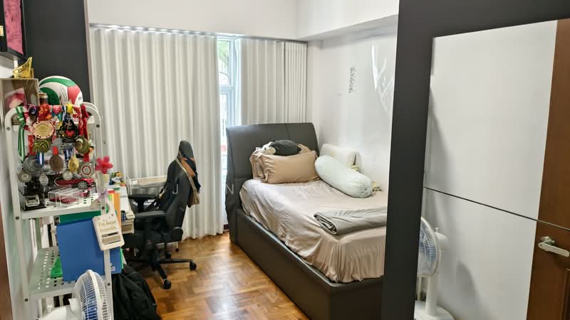 Sunrise Gardens, 57 Sunrise Gardens, 3 Bedrooms, 1,281 sqft, Condominium For Sale, by Janet Lim, 500109952 - Bedroom - PropertyGuru.com.sg