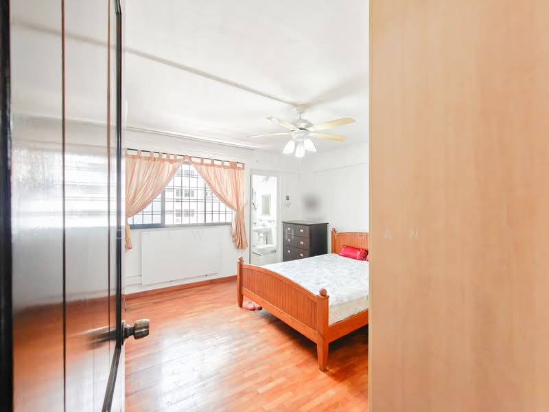 843 Tampines Street 83, 843 Tampines Street 83, 3 Bedrooms, 1,109 sqft, HDB Flat For Sale, by Chew Lih Yuan, 500109954 - Bedroom - PropertyGuru.com.sg