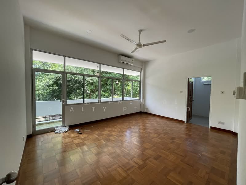 Windsor Park Estate, Windsor Park Road, 5 Bedrooms, 6,000 sqft, Detached House For Rent, by GEORGE, 500109960 - Living Room - PropertyGuru.com.sg