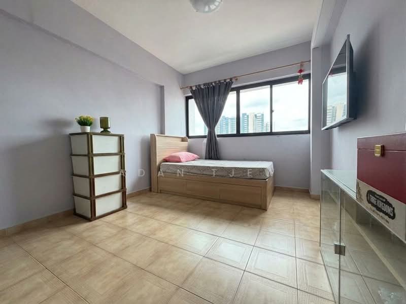 642 Rowell Road, 642 Rowell Road, 3 Bedrooms, 1,109 sqft, HDB Flat For Sale, by Adan Tjew, 500109964 - Bedroom - PropertyGuru.com.sg