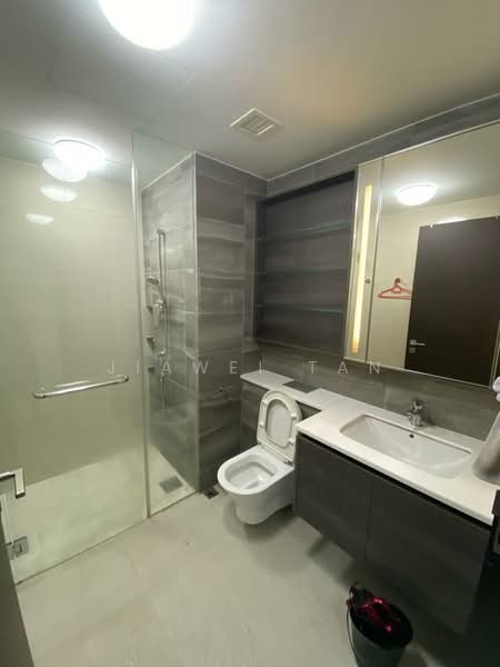 Sims Urban Oasis, 12 Sims Drive, 1 Bedroom, 462 sqft, Condominium For Rent, by Jiawei Tan, 500109968 - Bathroom - PropertyGuru.com.sg