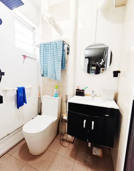 For Sale - 404 Ang Mo Kio Avenue 10