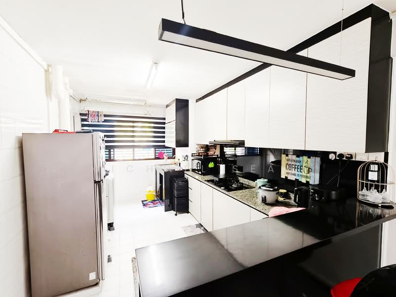 For Sale - 404 Ang Mo Kio Avenue 10