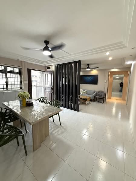 For Sale - 645 Jurong West Street 61