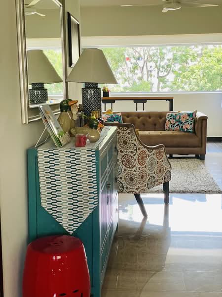 322 Serangoon Avenue 3, 322 Serangoon Avenue 3, 4 Bedrooms, 1,572 sqft, HDB Flat For Sale, by Melissa Chang, 500110011 - Living Room - PropertyGuru.com.sg