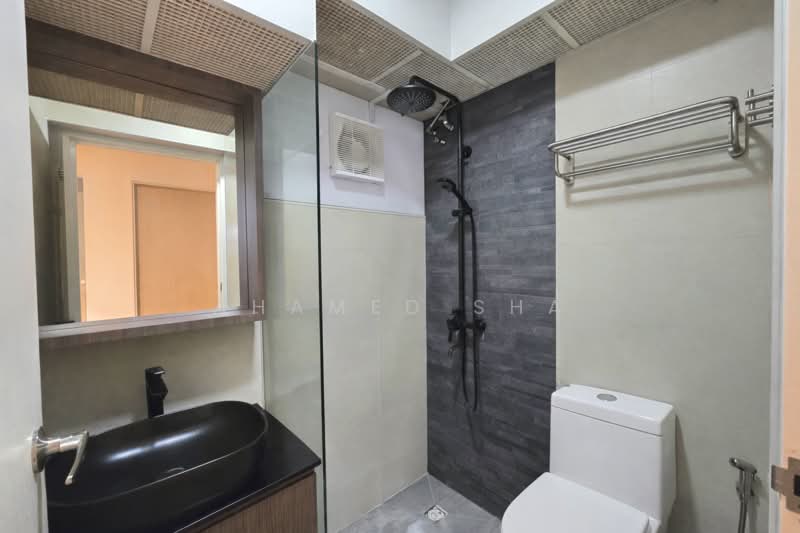 308C Punggol Walk, 308C Punggol Walk, 3 Bedrooms, 1,206 sqft, HDB Flat For Sale, by Ahamed Sha, 500110013 - Bathroom - PropertyGuru.com.sg