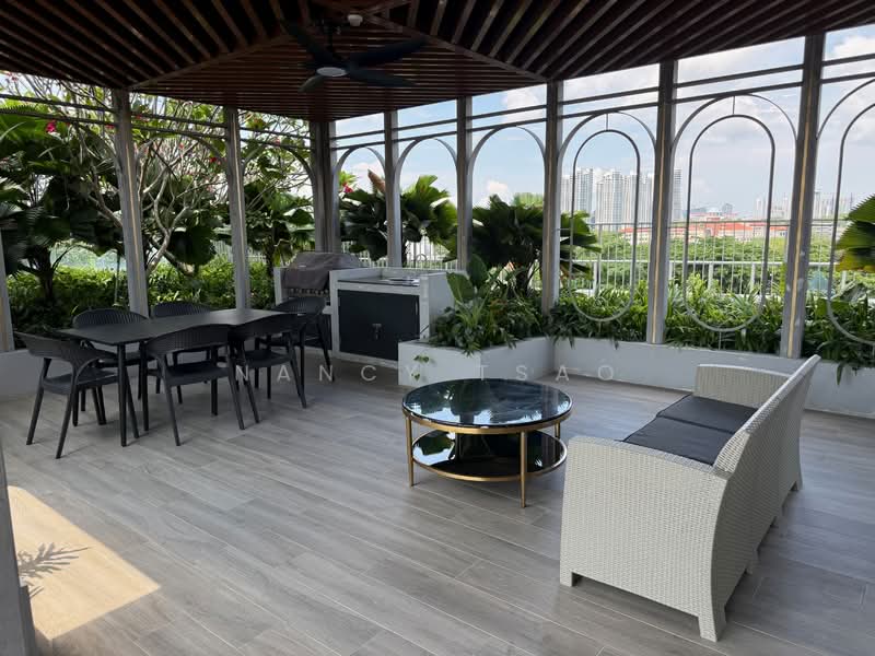 Dunearn 386, 386 Dunearn Road, 4 Bedrooms, 915 sqft, Condominium For Sale, by Nancy Tsao, 500110021 - Exterior - PropertyGuru.com.sg