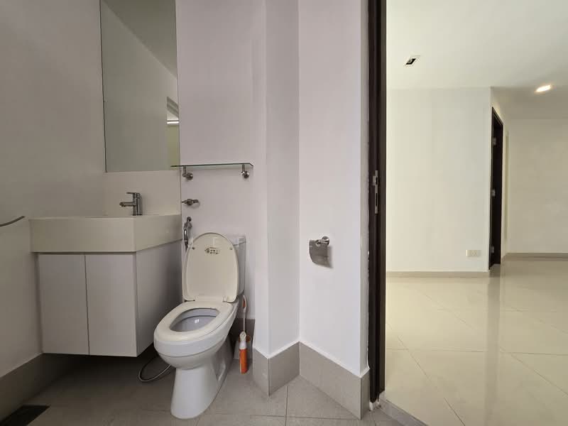 Palisades, 294 Pasir Panjang Road, 4 Bedrooms, 3,326 sqft, Condominium For Sale, by Jeff Lim, 500110033 - Bathroom - PropertyGuru.com.sg