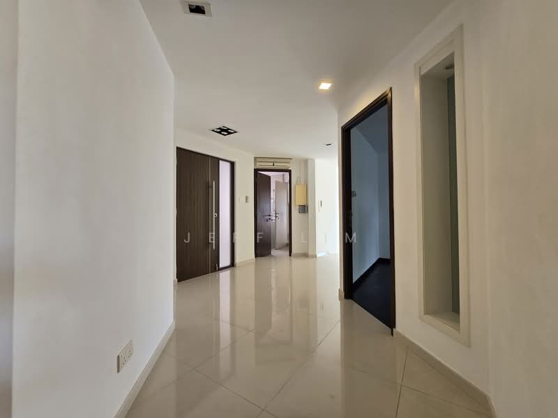 Palisades, 294 Pasir Panjang Road, 4 Bedrooms, 3,326 sqft, Condominium For Sale, by Jeff Lim, 500110033 - Corridor - PropertyGuru.com.sg