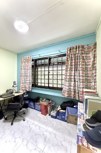 613 Woodlands Avenue 4, 613 Woodlands Avenue 4, 4 Bedrooms, 1,291 sqft, HDB Flat For Sale, by Joey Chan, 500110035 - Study - PropertyGuru.com.sg