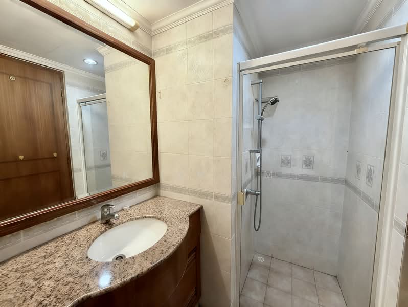 Hillbrooks, 88 Hillview Avenue, 3 Bedrooms, 1,066 sqft, Condominium For Sale, by Kyean Lim, 500110039 - Bathroom - PropertyGuru.com.sg