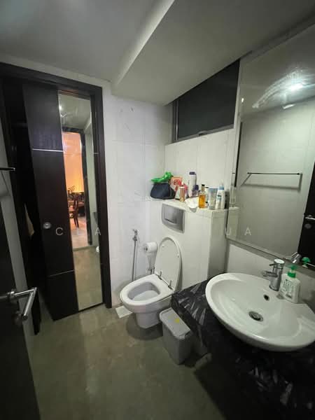 Sapphire 99, 99 Sophia Road, 2 Bedrooms, 936 sqft, Condominium For Rent, by Claire Chua, 500110044 - Bathroom - PropertyGuru.com.sg