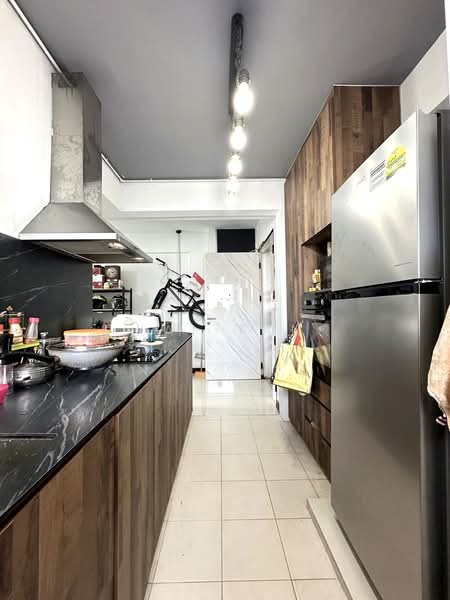494E Tampines Street 43, 494E Tampines Street 43, 2 Bedrooms, 721 sqft, HDB Flat For Sale, by Kai Tan, 500110051 - Kitchen - PropertyGuru.com.sg