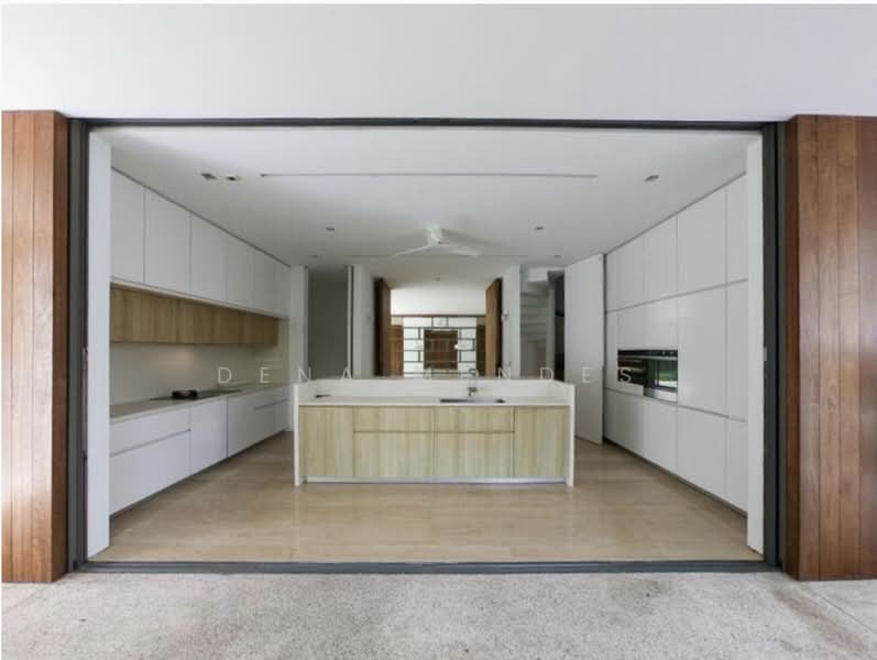 1 King Albert Park, 1 King Albert Park, 5 Bedrooms, 10,500 sqft, Condominium For Rent, by Dena Mendes, 500110052 - Kitchen - PropertyGuru.com.sg