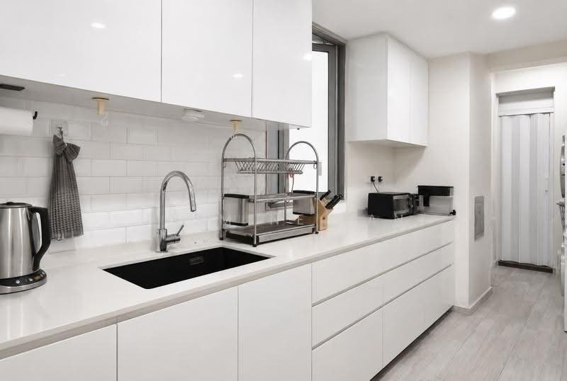 The Calrose, 511 Yio Chu Kang Road, 3 Bedrooms, 1,302 sqft, Condominium For Sale, by Jasmine Tan, 500110057 - Kitchen - PropertyGuru.com.sg