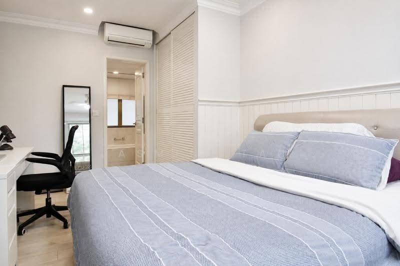 The Calrose, 511 Yio Chu Kang Road, 3 Bedrooms, 1,302 sqft, Condominium For Sale, by Jasmine Tan, 500110057 - Master Bedroom - PropertyGuru.com.sg