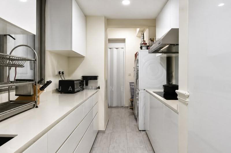 The Calrose, 511 Yio Chu Kang Road, 3 Bedrooms, 1,302 sqft, Condominium For Sale, by Jasmine Tan, 500110057 - Kitchen - PropertyGuru.com.sg