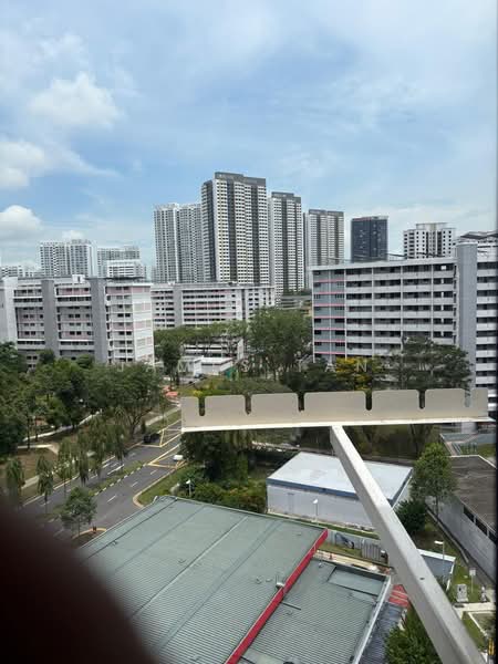 334 Clementi Avenue 2, 334 Clementi Avenue 2, 2 Bedrooms, 700 sqft, HDB Flat For Rent, by James Tan, 500110063 - Exterior - PropertyGuru.com.sg