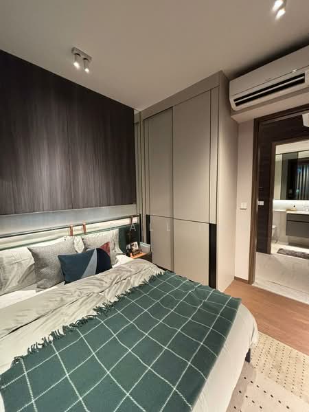 The Continuum, 6 Thiam Siew Avenue, 2 Bedrooms, 721 sqft, Condominium For Sale, by Randall How, 500110071 - Bedroom - PropertyGuru.com.sg