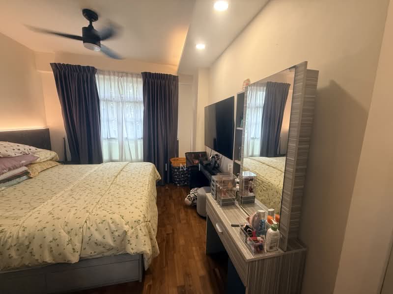 217A Compassvale Drive, 217A Compassvale Drive, 3 Bedrooms, 1,206 sqft, HDB Flat For Sale, by Srini PN, 500110077 - Bedroom - PropertyGuru.com.sg
