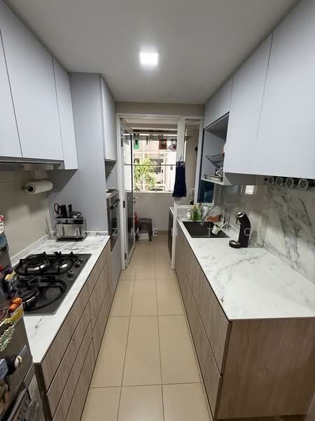 The Tampines Trilliant, 15 Tampines Central 7, 3 Bedrooms, 1,001 sqft, Executive Condominium For Sale, by Jazzmen Teo, 500110080 - Kitchen - PropertyGuru.com.sg