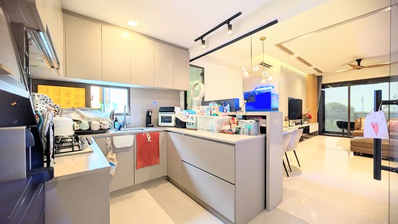Seaside Residences, 12 Siglap Link, 3 Bedrooms, 1,206 sqft, Apartment For Sale, by Karen Wong, 500110081 - Kitchen - PropertyGuru.com.sg