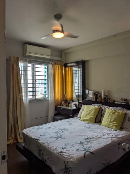 288 Bishan Street 24, 288 Bishan Street 24, 3 Bedrooms, 1,097 sqft, HDB Flat For Sale, by Chai Kok Wee, 500110086 - Bedroom - PropertyGuru.com.sg