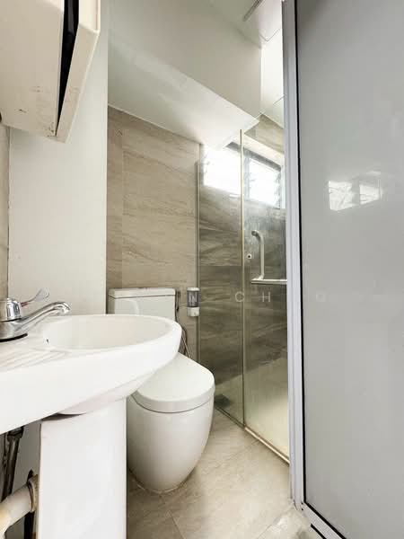 238 Yishun Ring Road, 238 Yishun Ring Road, 3 Bedrooms, 1,302 sqft, HDB Flat For Sale, by Steven Choo, 500110087 - Bathroom - PropertyGuru.com.sg