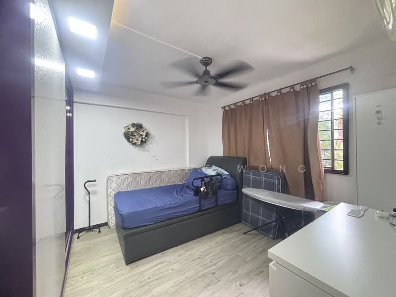 156 Bishan Street 13, 156 Bishan Street 13, 4 Bedrooms, 1,300 sqft, HDB Flat For Rent, by Florence Wong, 500110089 - Bedroom - PropertyGuru.com.sg