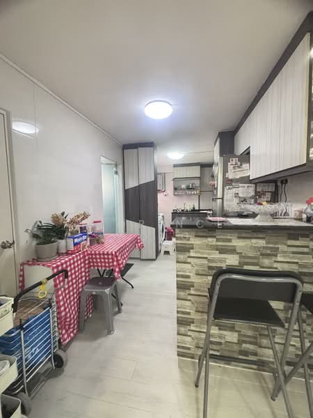 156 Bishan Street 13, 156 Bishan Street 13, 4 Bedrooms, 1,300 sqft, HDB Flat For Rent, by Florence Wong, 500110089 - Kitchen - PropertyGuru.com.sg