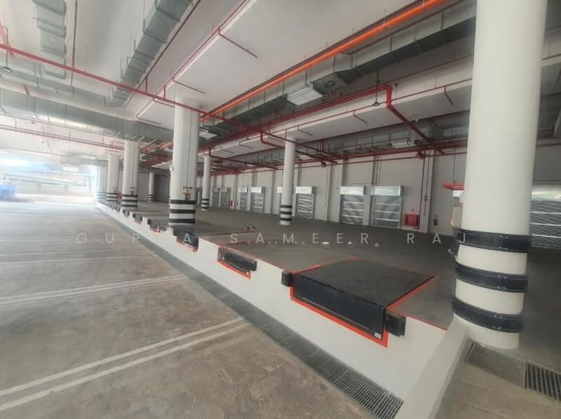 1 Tuas Avenue 4, 1 Tuas Avenue 4, 48,831 sqft, Factory / Workshop (B2) For Rent, by Gupta Sameer Raj, 500110098 - Car Park - CommercialGuru.com.sg