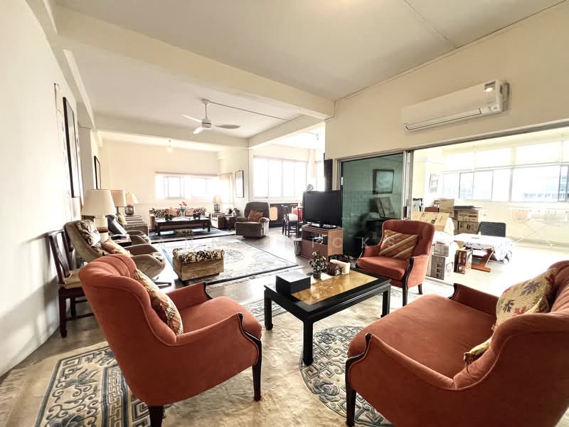 Holland Tower, 10 Holland Heights, 4 Bedrooms, 2,949 sqft, Condominium For Sale, by Anne Hicks, 500110100 - Living Room - PropertyGuru.com.sg