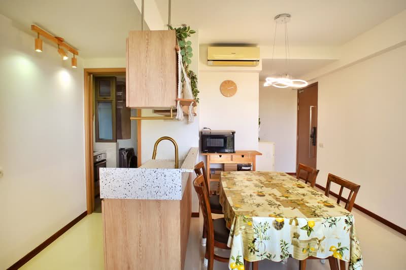 Parc Vera, 2 Hougang Street 32, 2 Bedrooms, 786 sqft, Condominium For Sale, by Cynthia Tan, 500110109 - Dry kitchen & Dining - PropertyGuru.com.sg