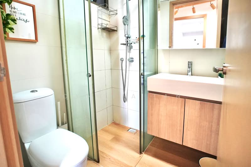 Parc Vera, 2 Hougang Street 32, 2 Bedrooms, 786 sqft, Condominium For Sale, by Cynthia Tan, 500110109 - Common Bath - PropertyGuru.com.sg