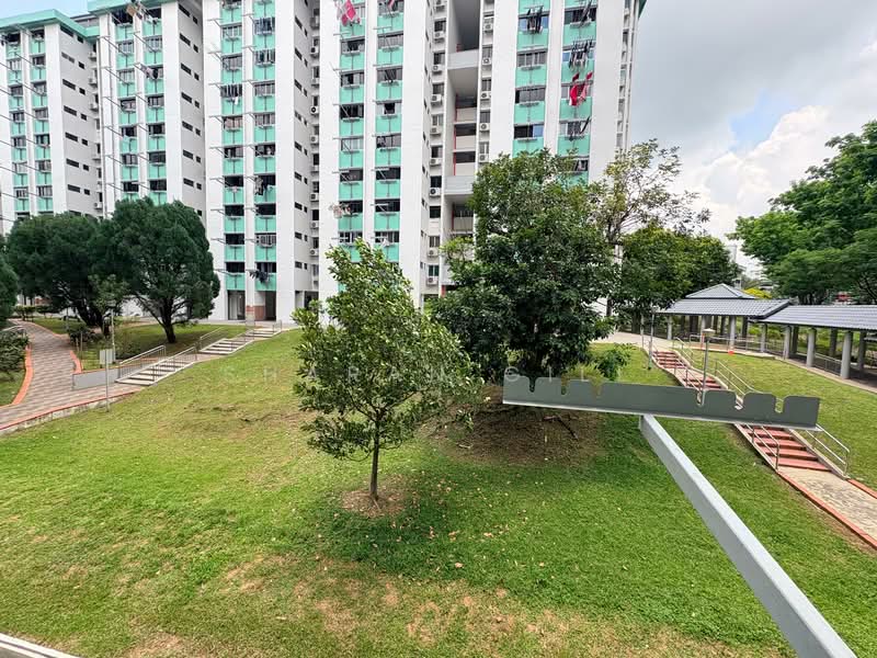155 Ang Mo Kio Avenue 4, 155 Ang Mo Kio Avenue 4, 2 Bedrooms, 732 sqft, HDB Flat For Sale, by Sharan Gill, 500110124 - Exterior - PropertyGuru.com.sg