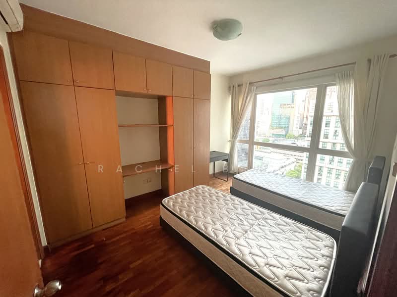 Burlington Square, 175 Bencoolen Street, 2 Bedrooms, 861 sqft, Apartment For Sale, by Rachel Bang, 500110128 - Bedroom - PropertyGuru.com.sg